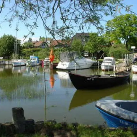 11 Schekahn Am Achterwasser - Cc *